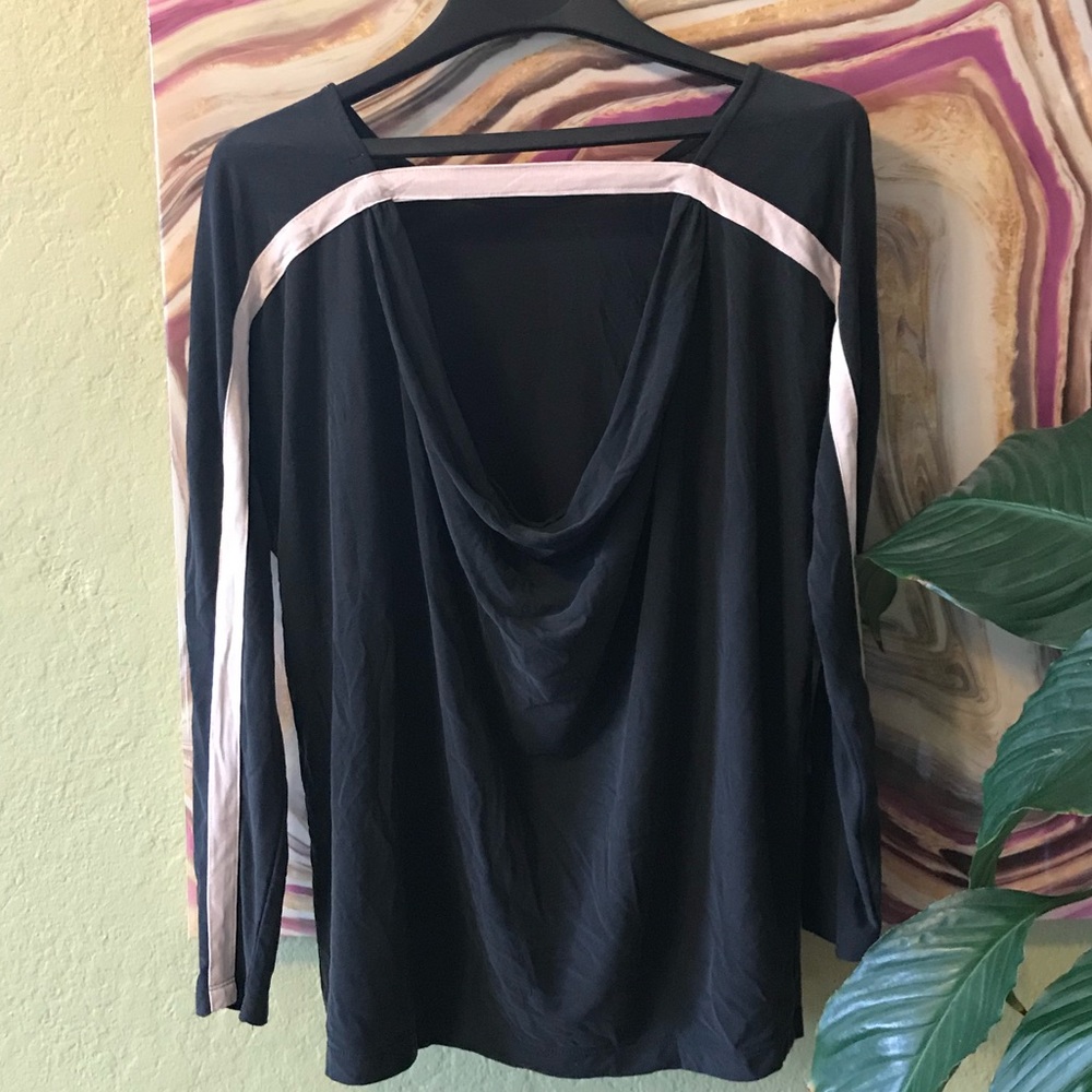 Naked Zebra comfy long sleeve tee S